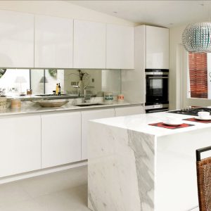 tips membuat dapur terkesan luas